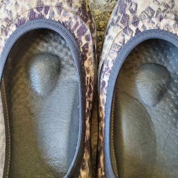 JA-VIE Snake Print Jelly Flat Shoes - Picture 11 of 13